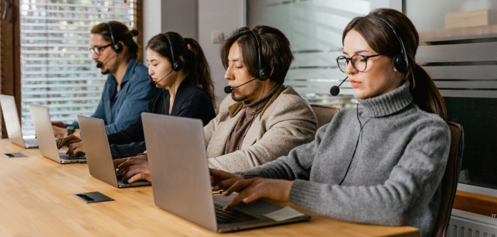 Call Center in a meeting room